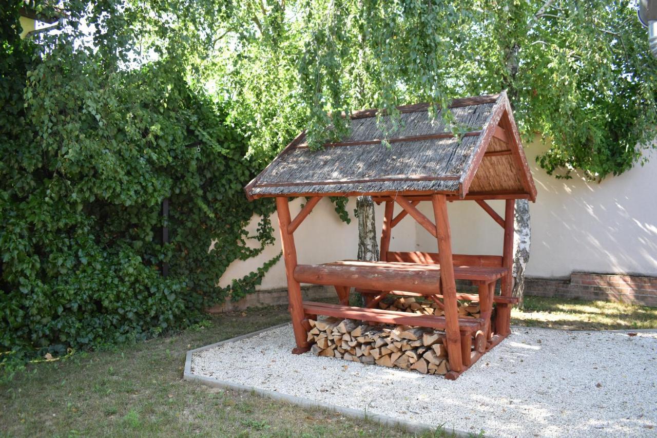 Livia Apartman Hévíz Dış mekan fotoğraf